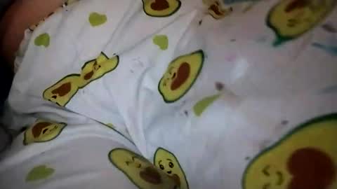 Ana Mara  i cant Make noise My family is here  online show from 10-21-25, 05:08