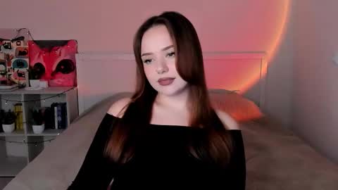 Snapshot of sweetie_candy_ chatting on 10-18-25, 01:56 Hannah online show from 10-18-25, 01:56