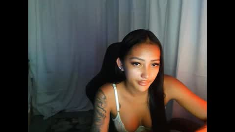 Snapshot of sweetie_irishh chatting on 09-19-25, 02:29 Irish online show from 09-19-25, 02:29