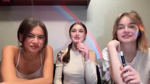 sweetie_kitty888 online show from 10-14-25, 07:58