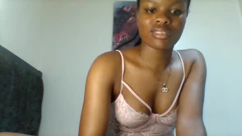 Snapshot of sweetie_lee chatting on 11-08-25, 02:12 sweetie lee online show from 11-08-25, 02:12