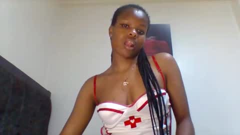 Snapshot of sweetie_lee chatting on 11-13-25, 01:59 sweetie lee online show from 11-13-25, 01:59