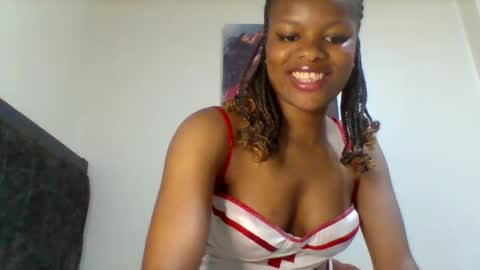 Snapshot of sweetie_lee chatting on 11-23-25, 03:06 sweetie lee online show from 11-23-25, 03:06