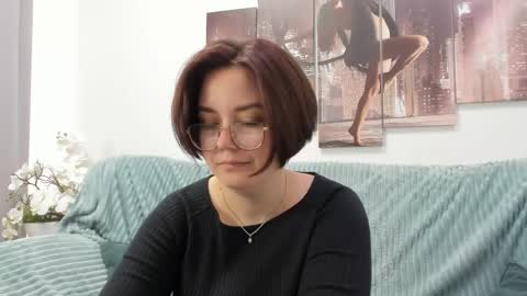 ROZZY online show from 05-19-26, 01:56