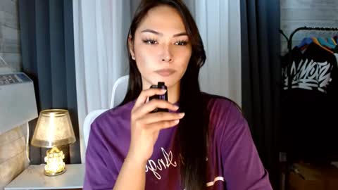 sweetiefox1 online show from 09-19-25, 06:37