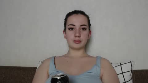 Snapshot of sweetiekendl chatting on 01-17-25, 07:08 Kendl online show from 01-17-25, 07:08