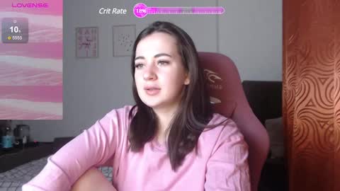 Snapshot of sweetiekendl chatting on 02-13-25, 11:15 Kendl online show from 02-13-25, 11:15