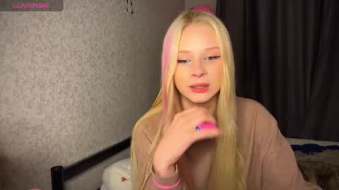 Snapshot of sweetielis chatting on 12-07-24, 11:40 sweetie Lisa3 online show from 12-07-24, 11:40