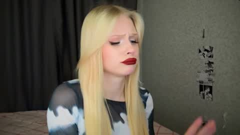 Snapshot of sweetielis chatting on 01-25-25, 03:09 sweetie Lisa3 online show from 01-25-25, 03:09