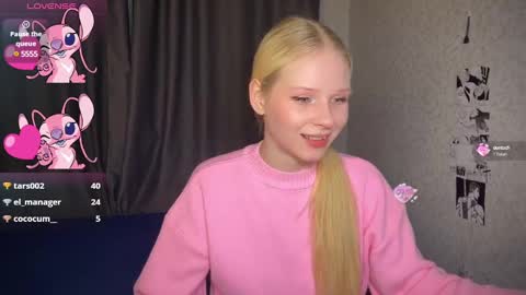Snapshot of sweetielis chatting on 02-10-25, 09:15 sweetie Lisa3 online show from 02-10-25, 09:15
