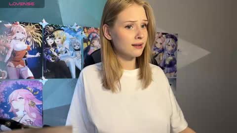 Snapshot of sweetielis chatting on 11-07-25, 10:37 sweetie Lisa3 online show from 11-07-25, 10:37