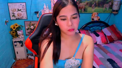 Nicole online show from 01-14-25, 07:38