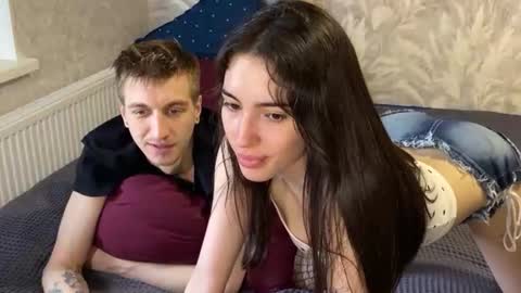 Snapshot of sweetiepipe chatting on 06-15-26, 02:30 Welcome to our room We are Renata21 and Bogdan 24 online show from 06-15-26, 02:30