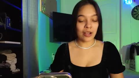 Blu Sweets online show from 11-17-25, 10:26