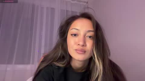 sweetiesoul online show from 11-11-25, 01:16