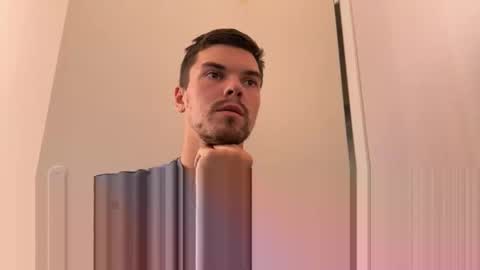 Snapshot of sweetjesso chatting on 10-17-25, 12:19 cooper online show from 10-17-25, 12:19