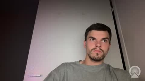 Snapshot of sweetjesso chatting on 10-18-25, 08:42 cooper online show from 10-18-25, 08:42