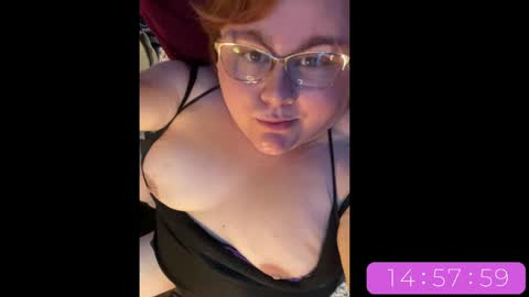 Snapshot of sweetkiitty3 chatting on 06-07-26, 02:48 Jazzy online show from 06-07-26, 02:48