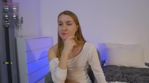 Snapshot of sweetkira1 chatting on 02-11-25, 04:13 SweetKira1 online show from 02-11-25, 04:13