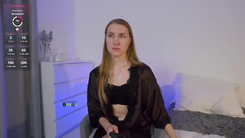 Snapshot of sweetkira1 chatting on 03-05-25, 07:27 SweetKira1 online show from 03-05-25, 07:27