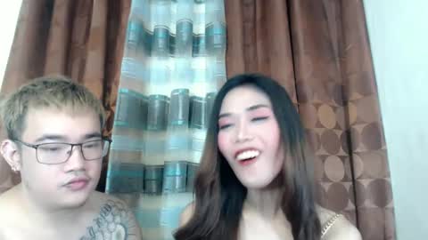 Snapshot of sweetkylecum chatting on 02-16-25, 12:32 sweetkylecum online show from 02-16-25, 12:32