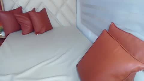   online show from 11-03-25, 11:04