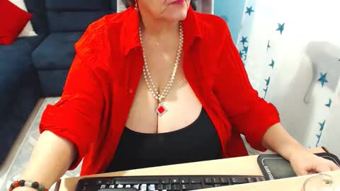 Snapshot of sweetladyrebeka chatting on 01-27-25, 01:52 Rebeka online show from 01-27-25, 01:52