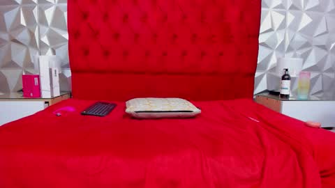 Lauren online show from 03-27-26, 08:26