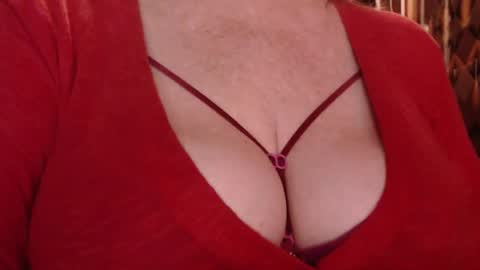 Snapshot of sweetli_angel chatting on 09-11-25, 02:55 sweetli_angel online show from 09-11-25, 02:55