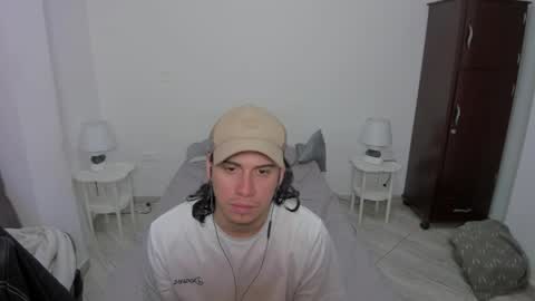 Lian online show from 04-15-26, 01:45