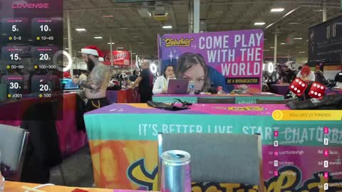 Snapshot of sweetlikestrawberrywine chatting on 12-07-24, 11:23 Strawberry Wine online show from 12-07-24, 11:23