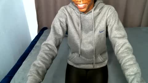 Snapshot of sweetlilly2540 chatting on 10-24-25, 08:49 sweetlilly2540 online show from 10-24-25, 08:49