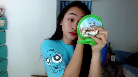 Lilly online show from 12-02-24, 02:20