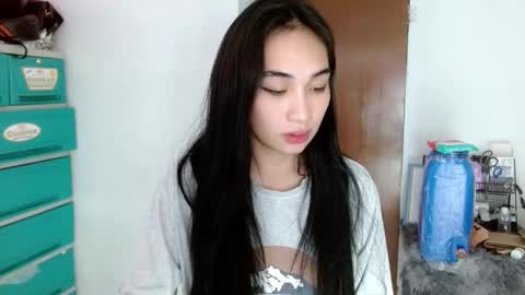 Lilly online show from 01-21-25, 03:32