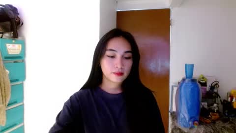 Lilly online show from 01-23-25, 02:44