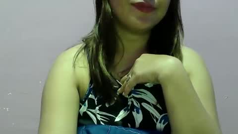 Snapshot of sweetliza20 chatting on 03-04-25, 11:51 Liz online show from 03-04-25, 11:51