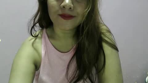 Snapshot of sweetliza20 chatting on 10-14-25, 12:11 Liz online show from 10-14-25, 12:11