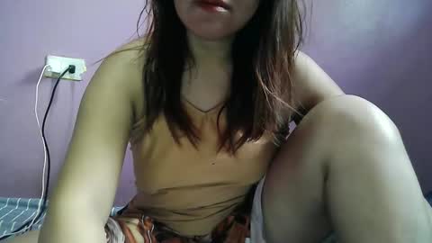 Snapshot of sweetliza20 chatting on 03-15-26, 03:12 Liz online show from 03-15-26, 03:12