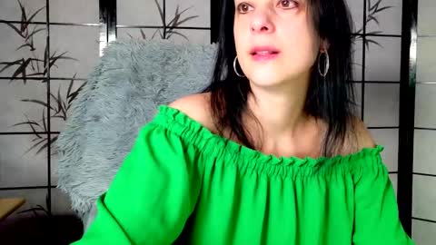 JenJenny online show from 01-13-26, 05:57