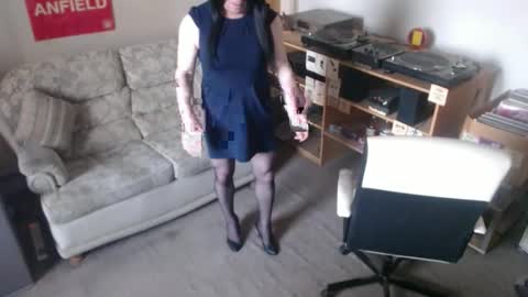 Snapshot of sweetlouise69 chatting on 12-24-24, 02:01 sweetlouise69 online show from 12-24-24, 02:01