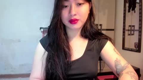 Snapshot of sweetlovepinay04 chatting on 12-06-24, 05:11 Zoe online show from 12-06-24, 05:11