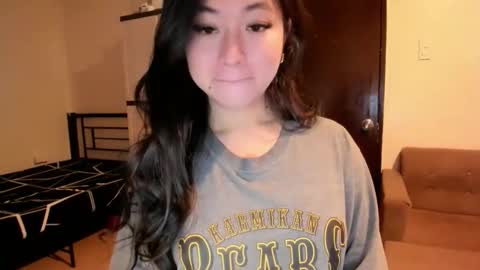 Snapshot of sweetlovepinay04 chatting on 09-26-25, 06:34 Zoe online show from 09-26-25, 06:34