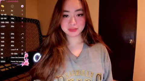 Zoe online show from 05-23-26, 08:51