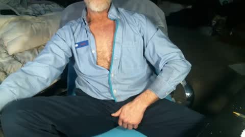 Snapshot of sweetman4a chatting on 12-08-24, 01:25 Michael online show from 12-08-24, 01:25