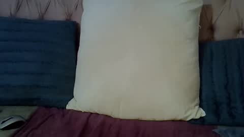 Snapshot of sweetmellowx1 chatting on 01-29-25, 08:46 sweetmellowx1 online show from 01-29-25, 08:46