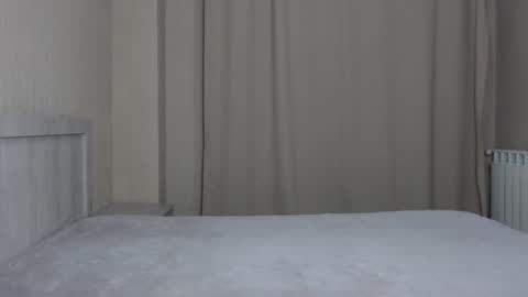 Mia online show from 01-13-25, 02:11