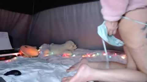 Snapshot of sweetnissapril chatting on 12-23-24, 01:08 April online show from 12-23-24, 01:08