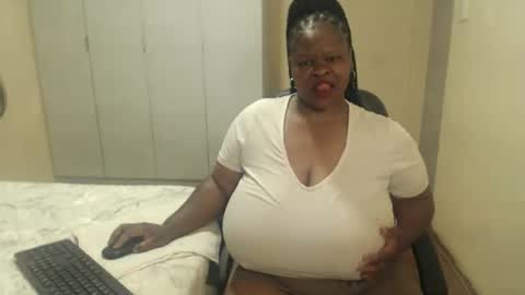 Snapshot of sweetnoziexxx chatting on 01-07-25, 07:10 sweetnoziexxx online show from 01-07-25, 07:10