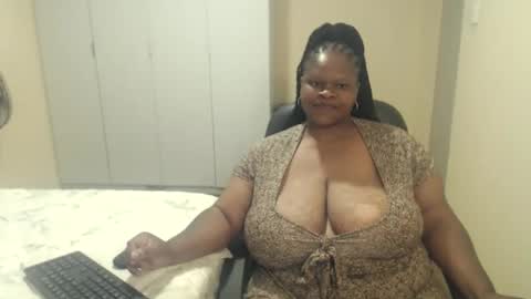 Snapshot of sweetnoziexxx chatting on 01-10-25, 08:51 sweetnoziexxx online show from 01-10-25, 08:51
