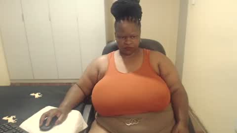 Snapshot of sweetnoziexxx chatting on 02-07-25, 07:07 sweetnoziexxx online show from 02-07-25, 07:07